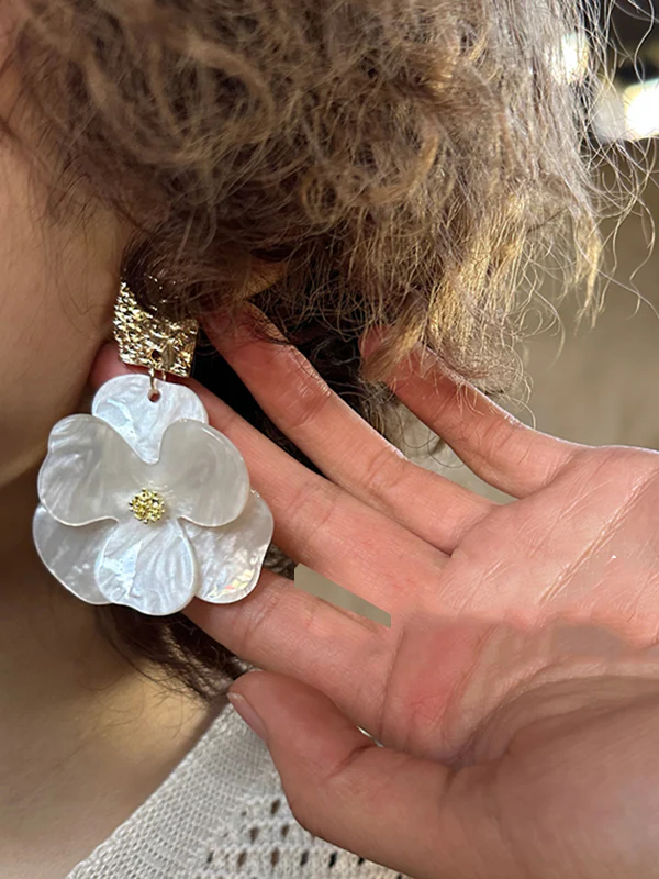 Flower Shape Drop Earrings - Image 6