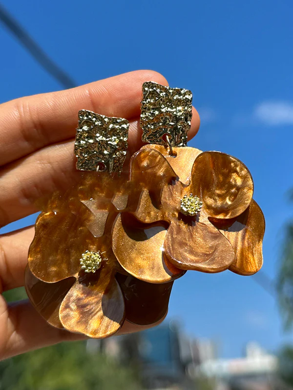 Flower Shape Drop Earrings - Image 8
