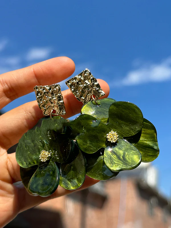 Flower Shape Drop Earrings - Image 9