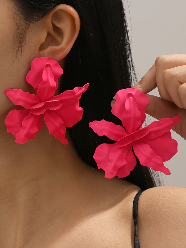 Flower Shape Drop Earrings - Image 2