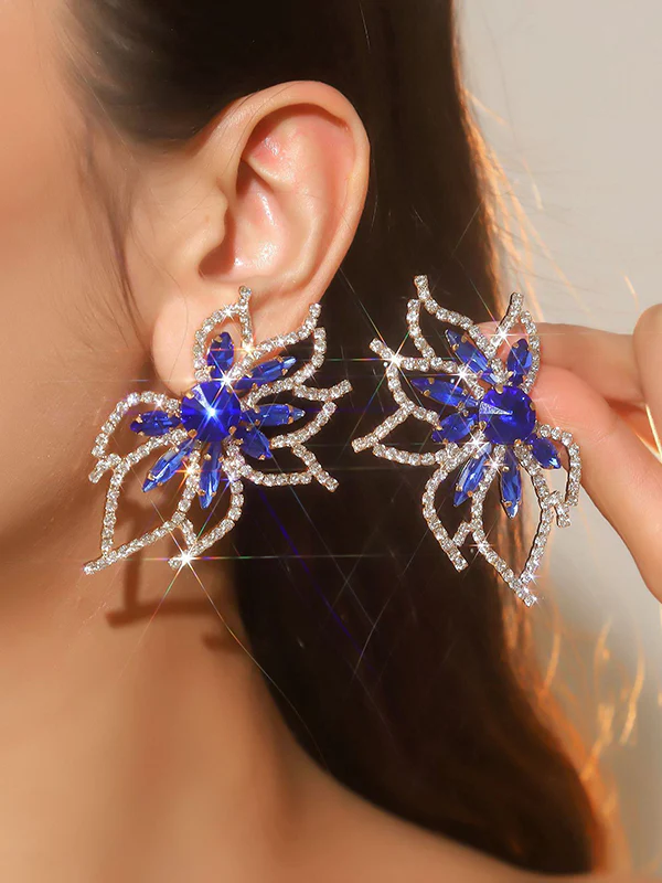 Flower Shape Drop Earrings - Image 4