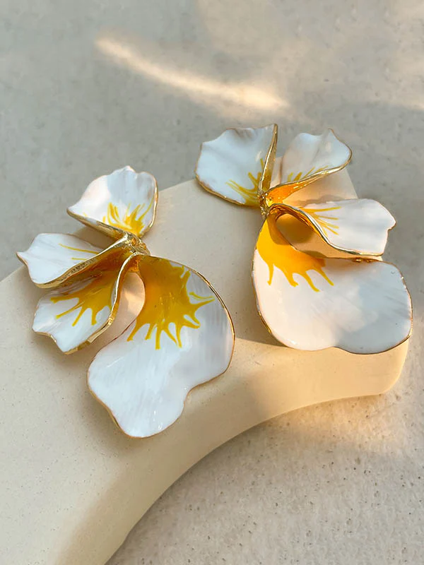Flower Shape Drop Earrings - Image 7