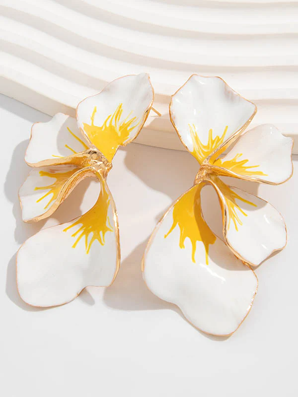 Flower Shape Drop Earrings - Image 9