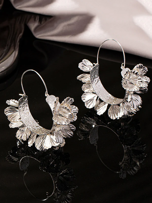 Flower Shape Drop Earrings - Image 5