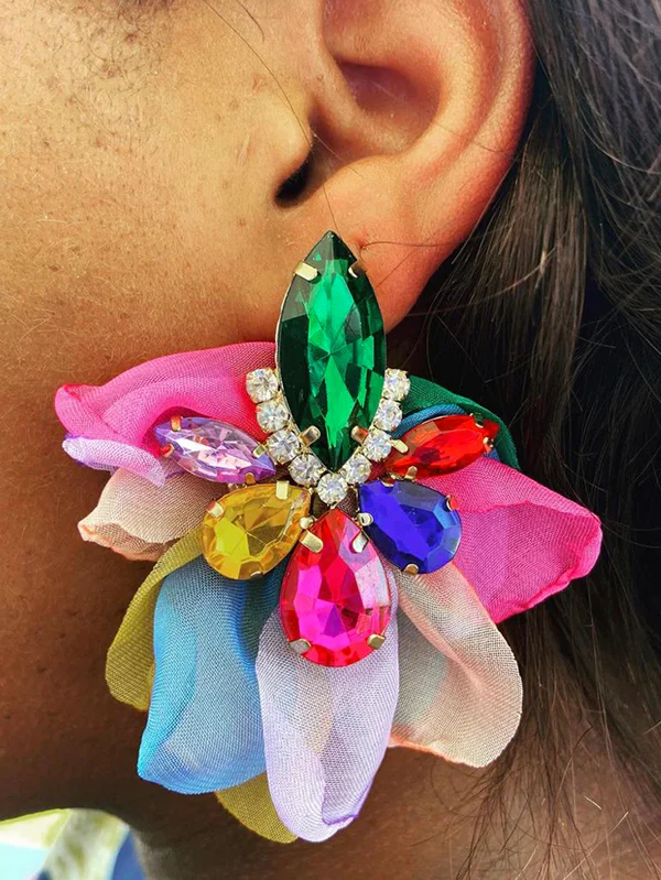 Flower Shape Drop Earrings - Image 7