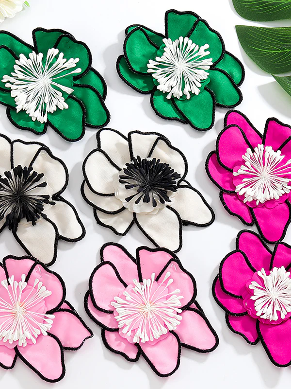 Flower Shape Drop Earrings - Image 5