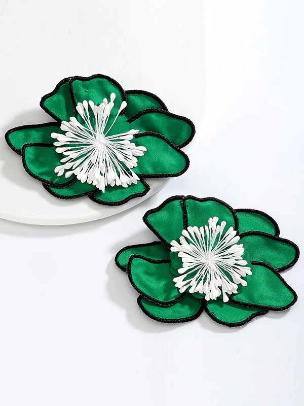 Flower Shape Drop Earrings - Image 7