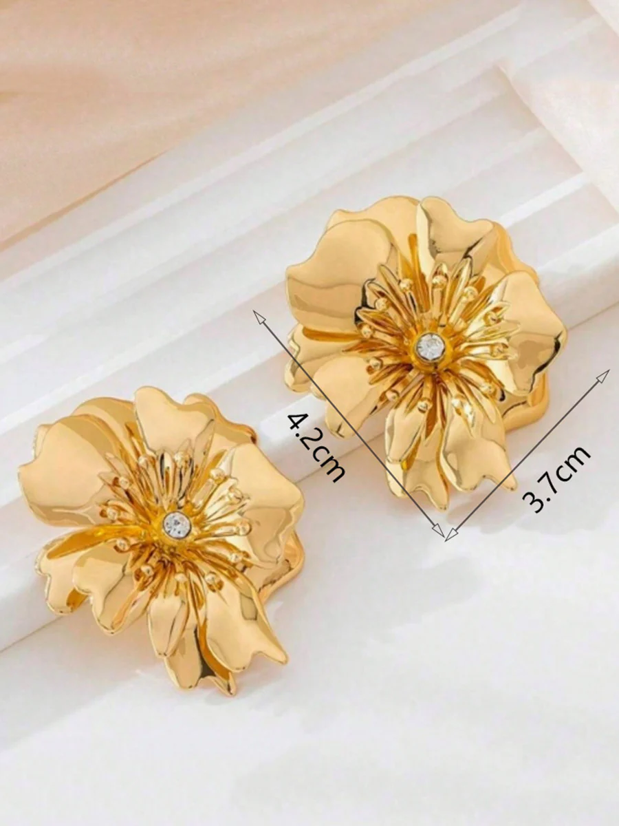 Flower Shape Earrings Accessories - Image 3