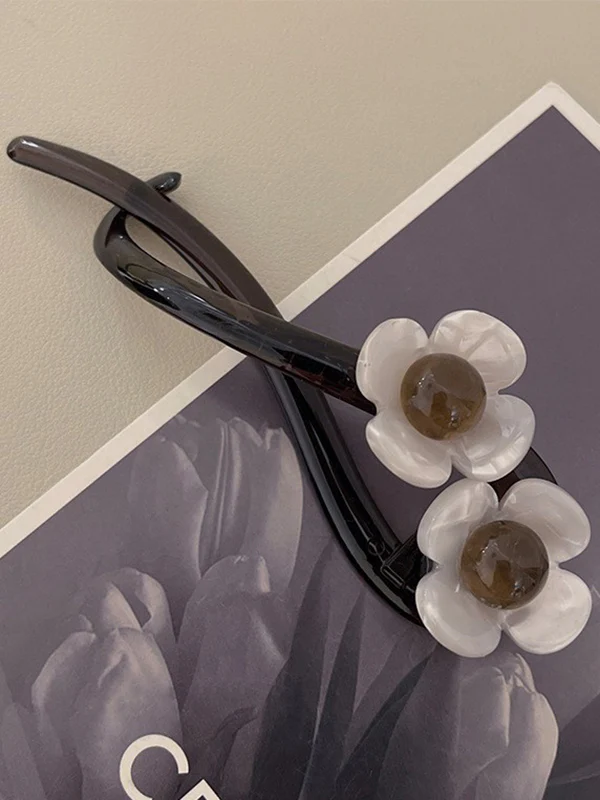 Flower Shape Geometric Hair Clips - Image 8