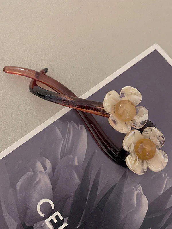 Flower Shape Geometric Hair Clips - Image 9