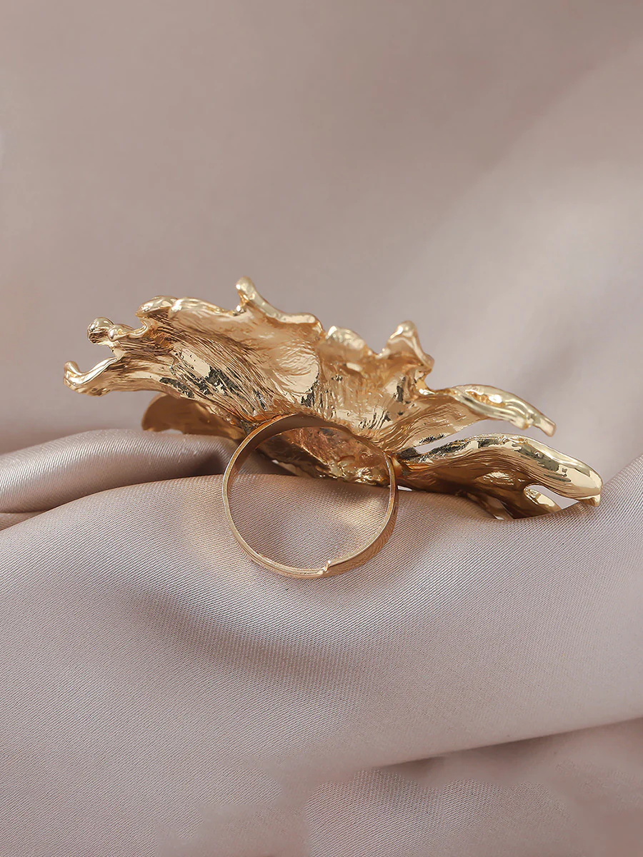 Flower Shape Geometric Rings Accessories - Image 3