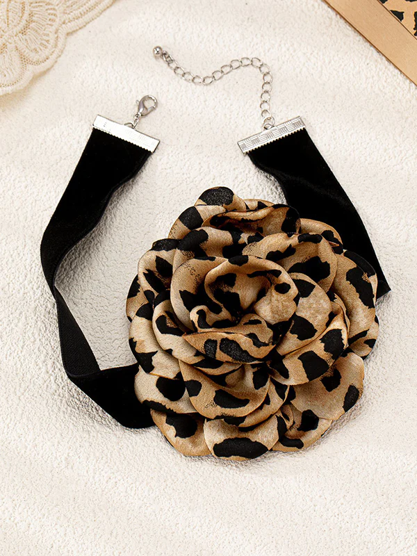 Flower Shape Leopard Necklaces Accessories - Image 6