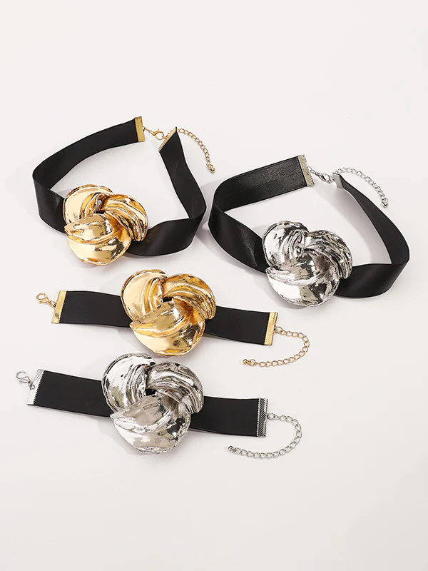 Flower Shape Necklaces Accessories - Image 3