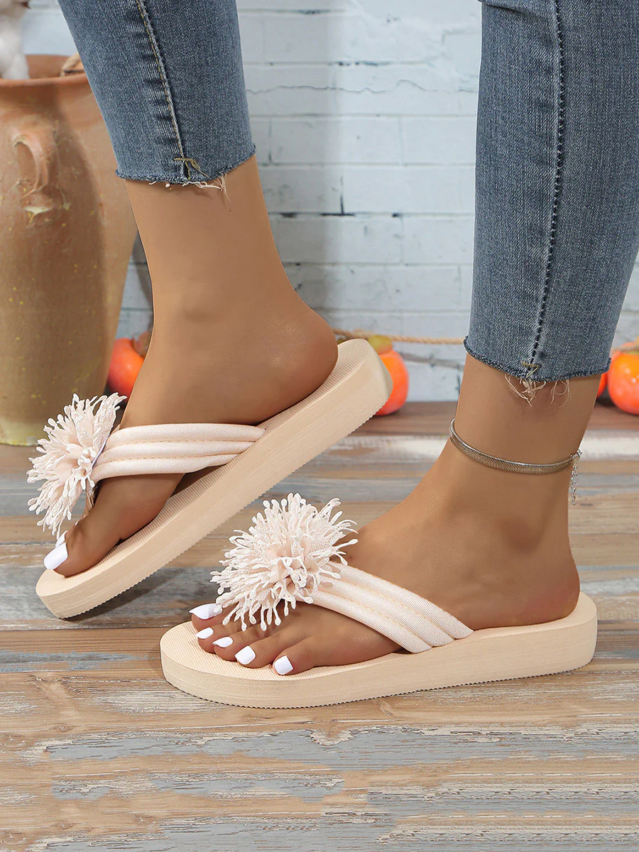 Flower Shape Open Toe Slippers - Image 3