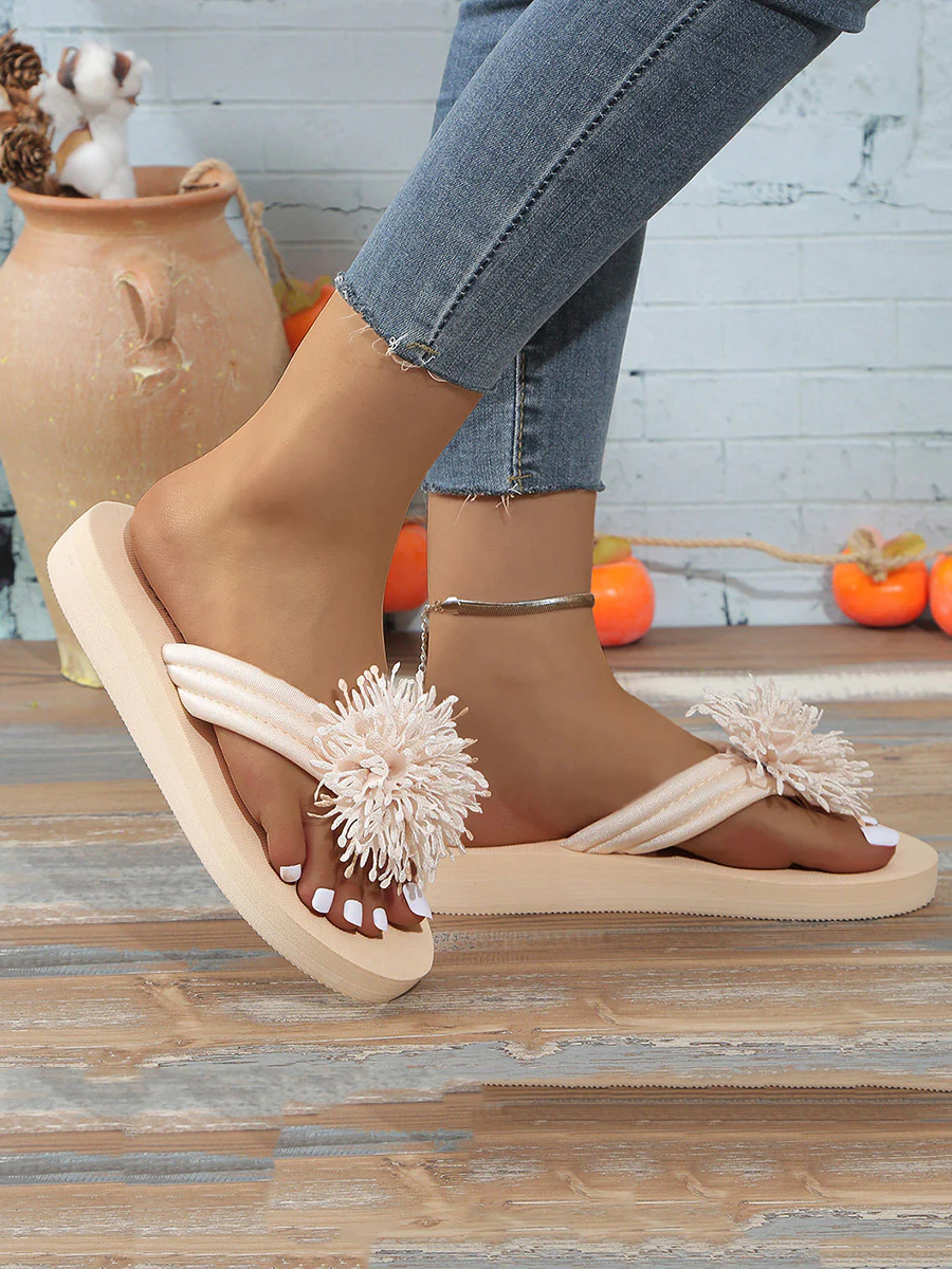 Flower Shape Open Toe Slippers - Image 4
