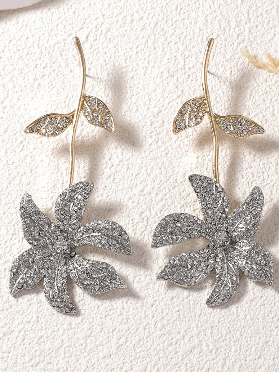 Flower Shape Rhine Stones Shiny Earrings Accessories - Image 4