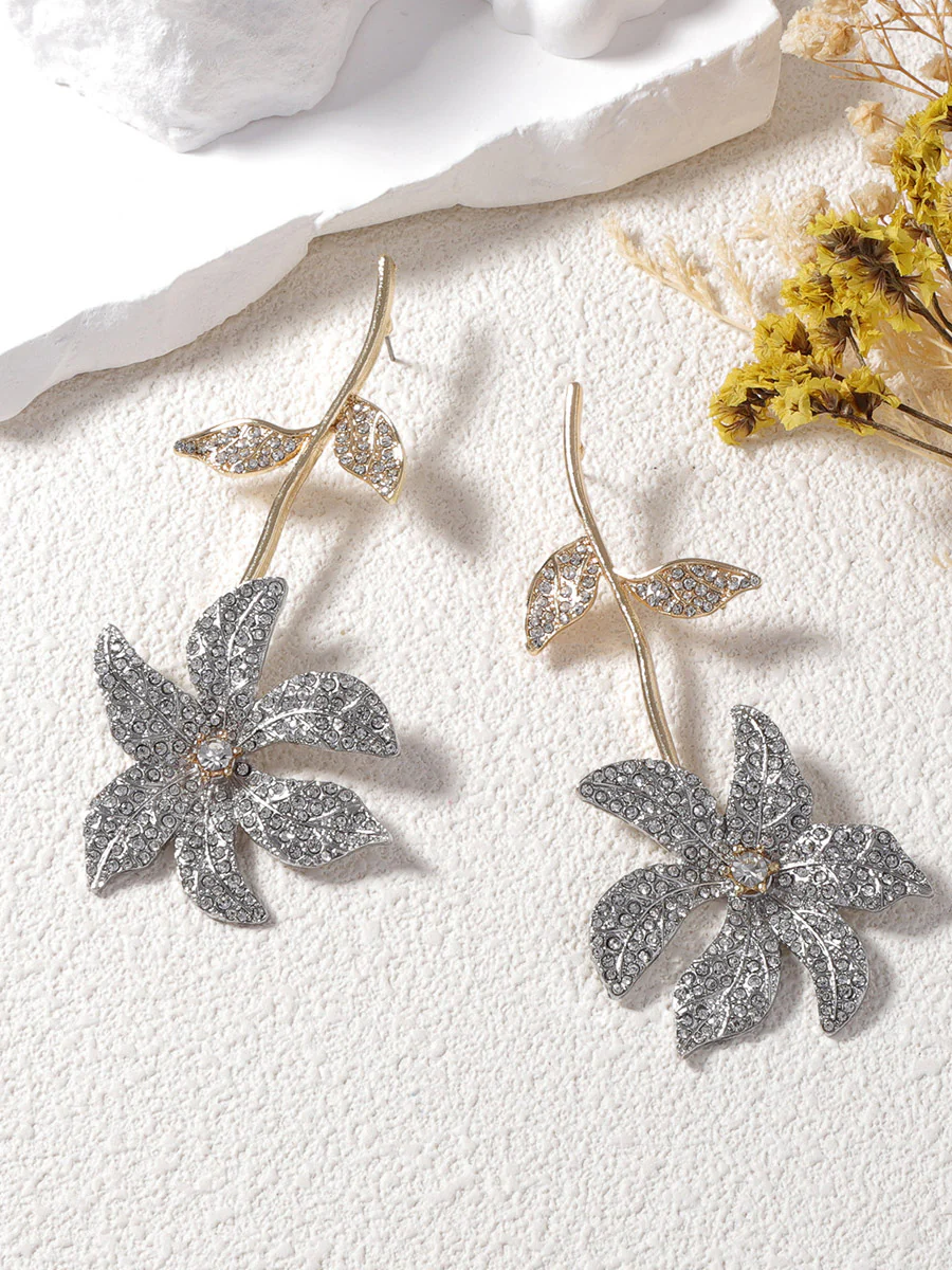 Flower Shape Rhine Stones Shiny Earrings Accessories - Image 5