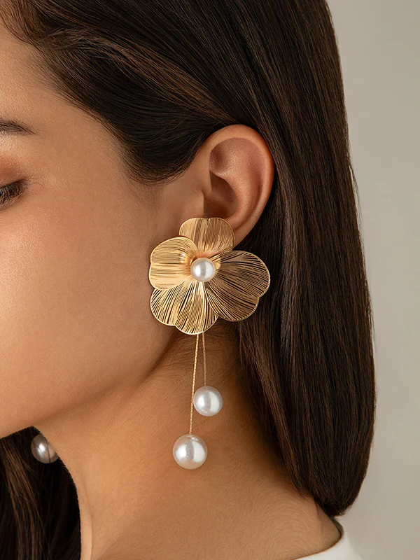 Flower Shape Tasseled Drop Earrings - Image 4