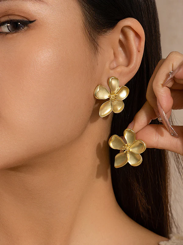 Flower Shape Tasseled Drop Earrings - Image 7