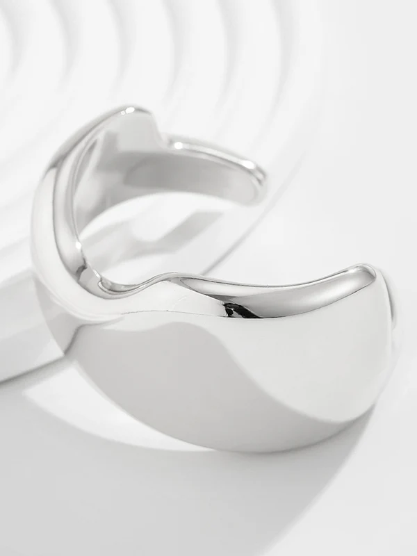 Geometric Bracelet Accessories - Image 5