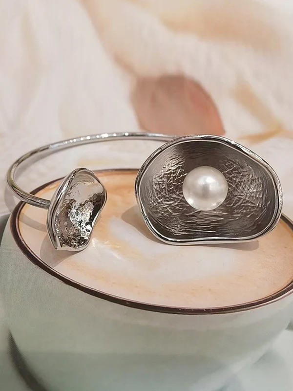 Geometric Bracelet Accessories - Image 7