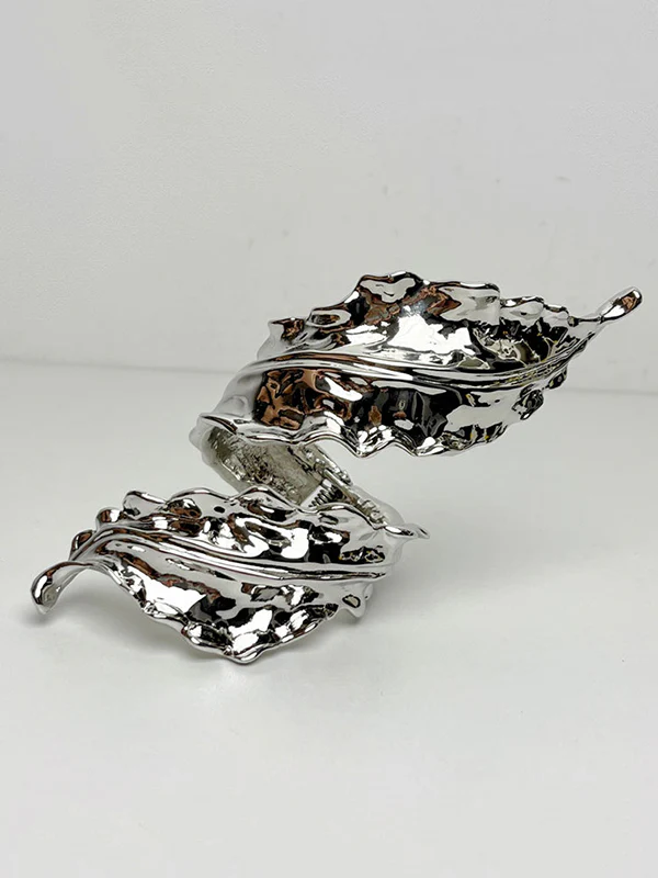 Geometric Bracelet Accessories - Image 7