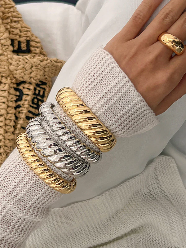Geometric Bracelet Accessories - Image 4