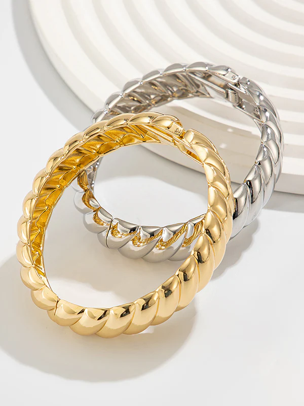 Geometric Bracelet Accessories - Image 7