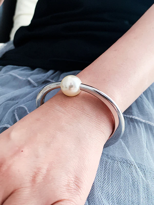 Geometric Bracelet Accessories - Image 4