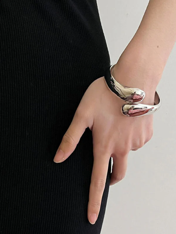 Geometric Bracelet Accessories - Image 4