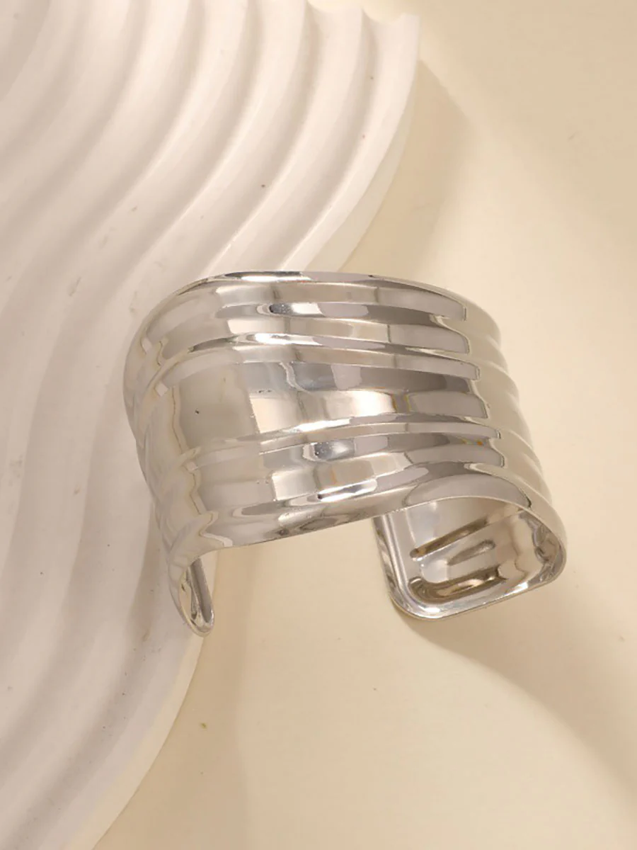 Geometric Bracelet Accessories - Image 9