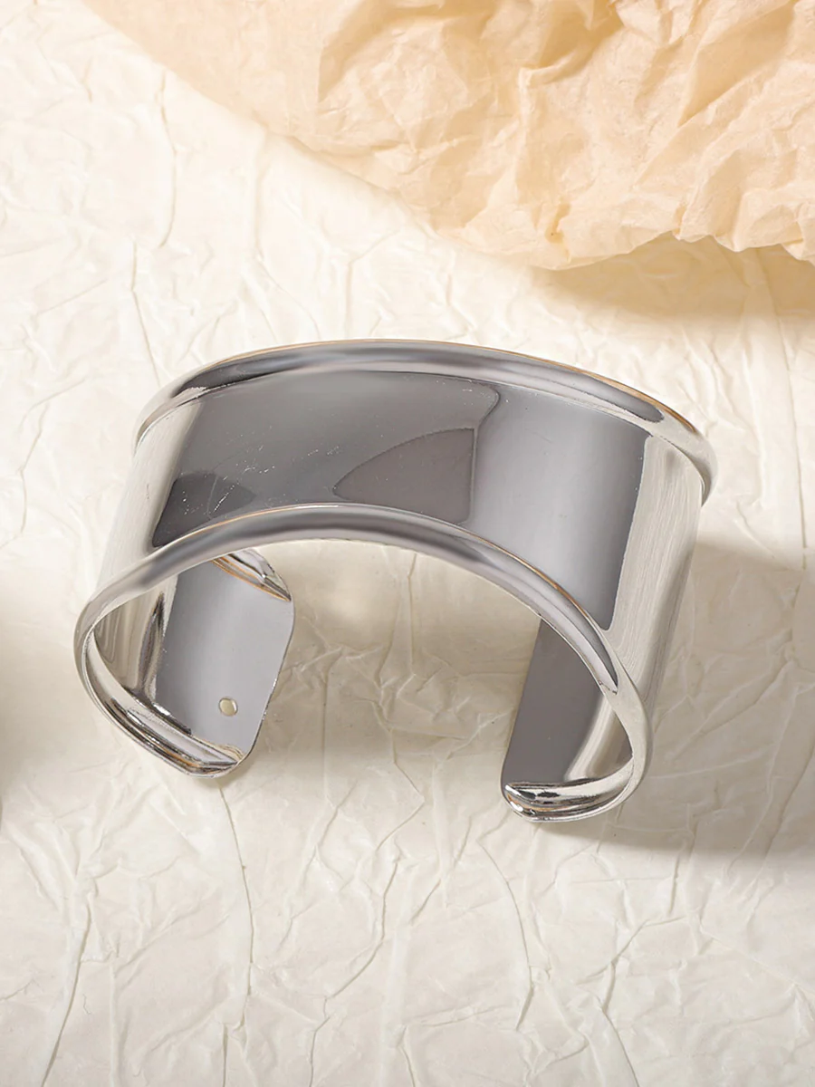 Geometric Bracelet Accessories - Image 4