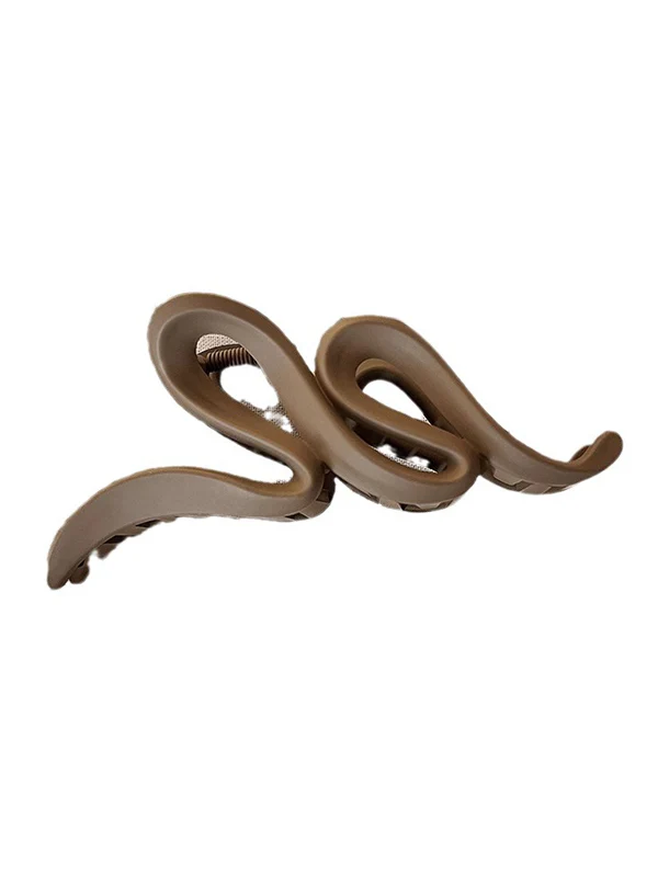 Geometric Claw Hair Clip - Image 9