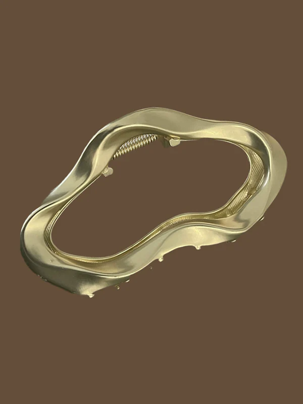 Geometric Claw Hair Clip - Image 8