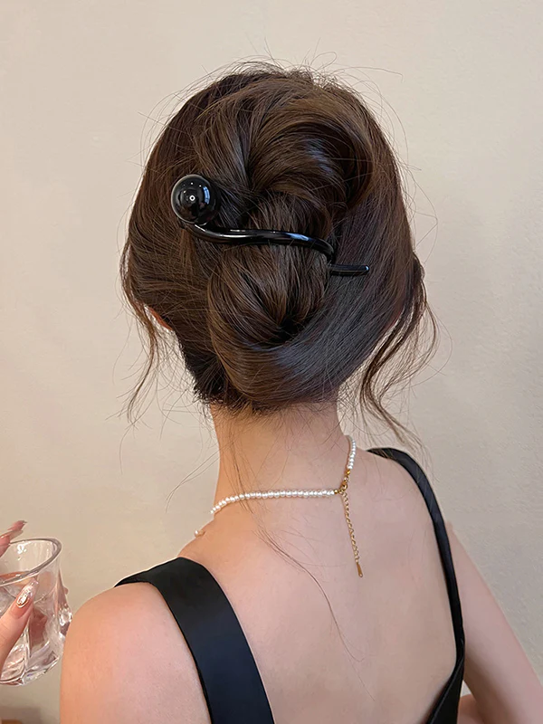 Geometric Hair Clips - Image 3