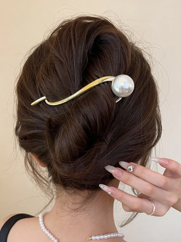 Geometric Hair Clips - Image 3