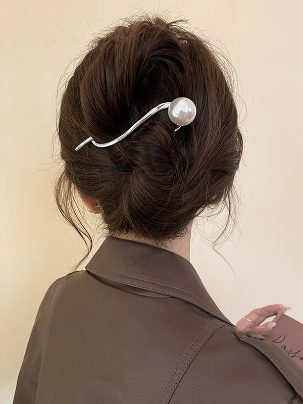 Geometric Hair Clips - Image 5