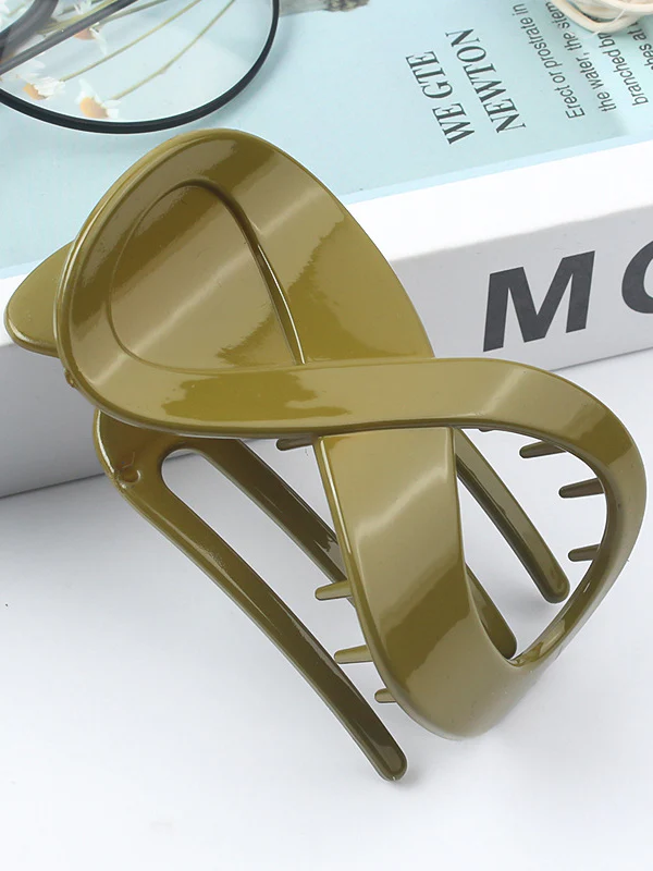 Geometric Hollow Hair Clips - Image 14