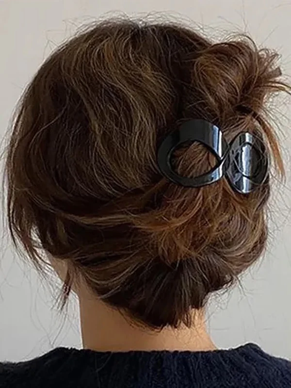 Geometric Hollow Hair Clips - Image 2