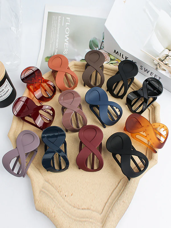 Geometric Hollow Hair Clips - Image 3