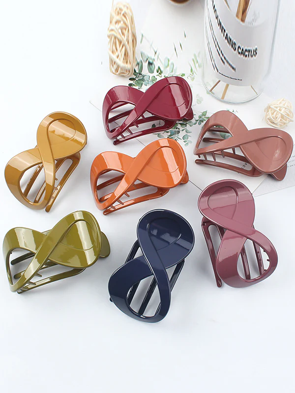 Geometric Hollow Hair Clips - Image 5
