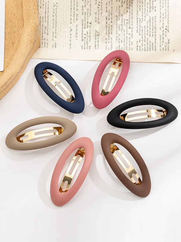 Geometric Hollow Hair Clips - Image 5