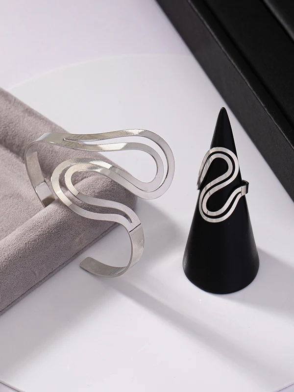 Geometric Hollow Solid Color Bracelet + Rings Accessories Two Pieces - Image 3
