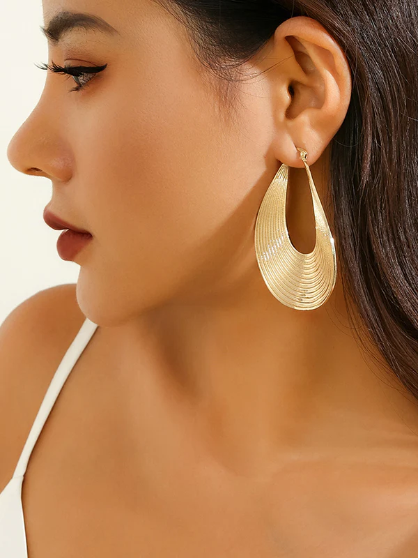Geometric Hollow Solid Color Drop Earrings - Image 5