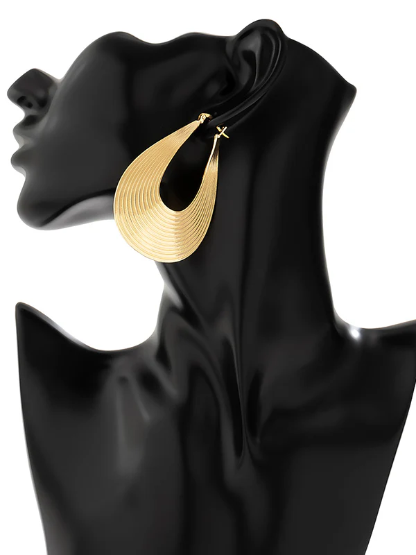Geometric Hollow Solid Color Drop Earrings - Image 9