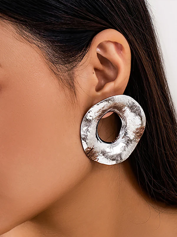 Geometric Hollow Solid Color Drop Earrings - Image 4
