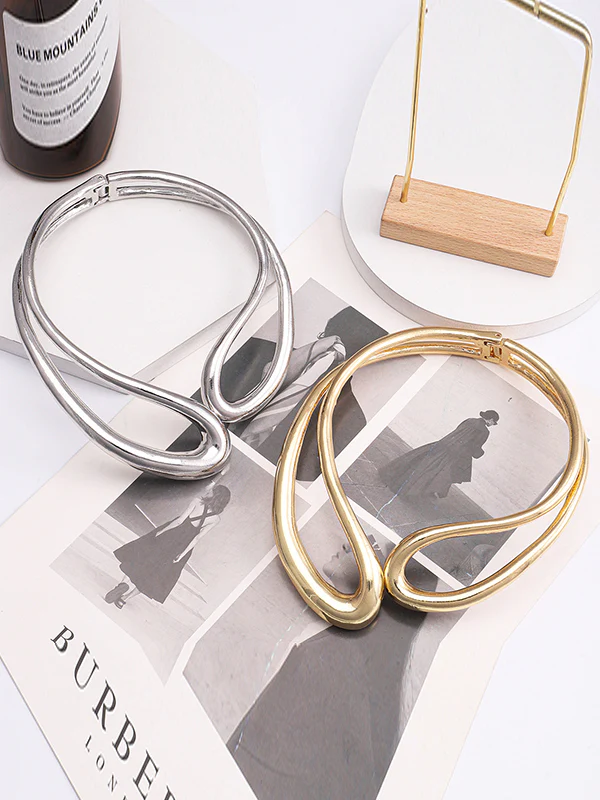 Geometric Hollow Solid Color Necklaces Accessories - Image 3