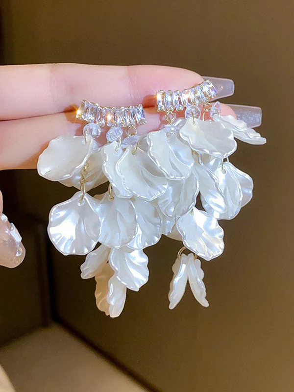 Geometric Leaves Shape Rhine Stones Drop Earrings - Image 2