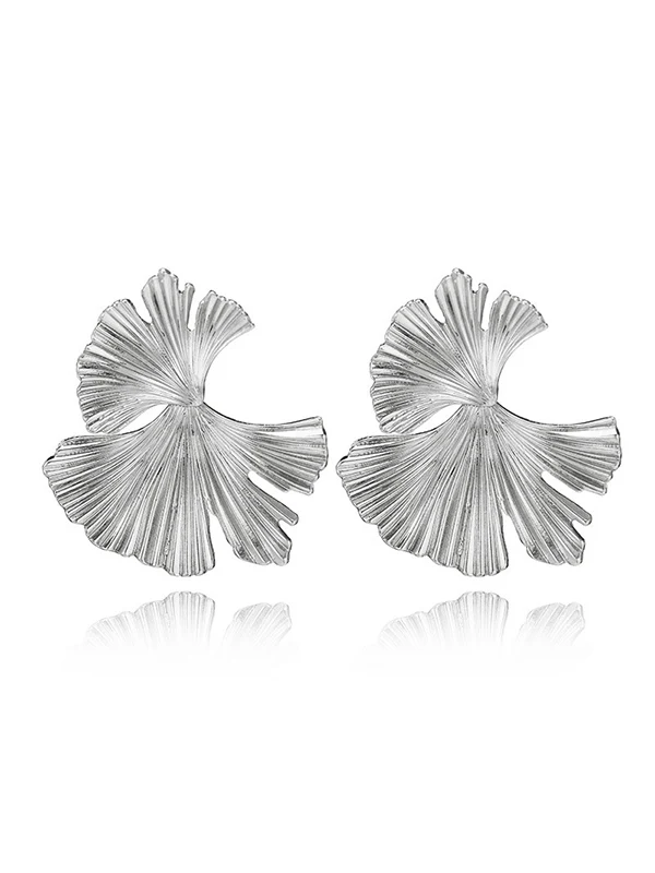 Geometric Leaves Shape Solid Color Drop Earrings - Image 4