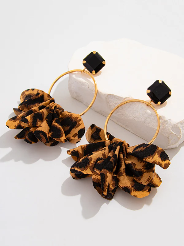 Geometric Leopard Three-Dimensional Flower Drop Earrings - Image 4